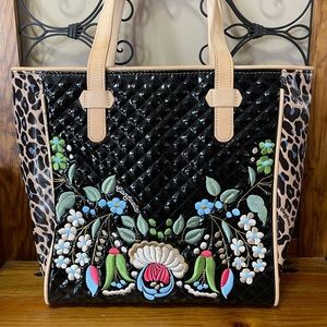 Consuela Classic Tote